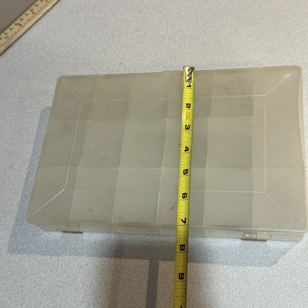 Plastic Grid‎ Craft Organizer Box 17 Compartments Vintage